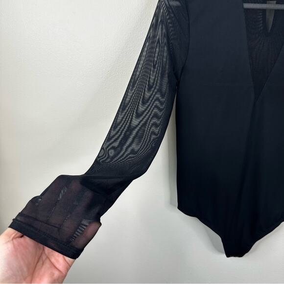 Intermix Bodysuit Womens Small Black V-Neck Sheer Mesh Long Sleeves - Picture 5 of 13